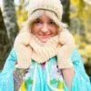 Czapka ręcznie robiona z polarem JOY "Ecru"