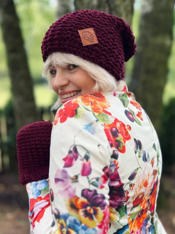Czapka zimowa slouchy NEVERLAND "Bordo"