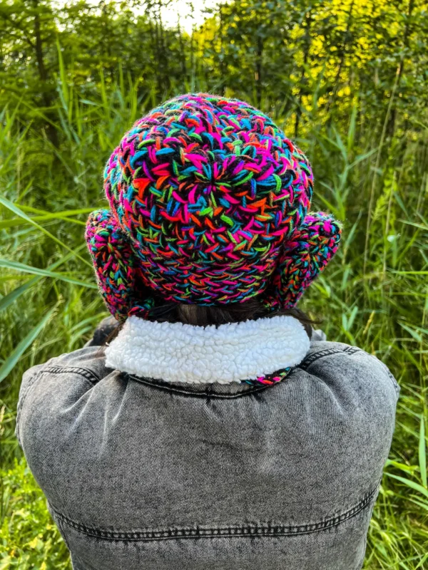 Czapka bez polaru EXPLORER ,,Czarne kolorki"