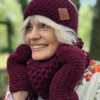 Rękawiczki handmade ze sznureczkiem ,,Bordo"