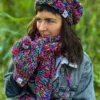 Rękawiczki handmade ze sznureczkiem ,,Czarne kolorki"