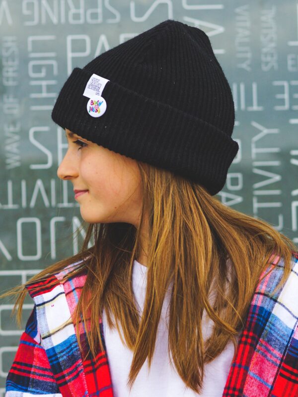 Czapka beanie dla dziecka logo kolorowe "Czarny"