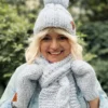 Czapka duży pompon EUFORIA "Wybielony szary"