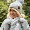 Czapka duży pompon EUFORIA "Wybielony szary"