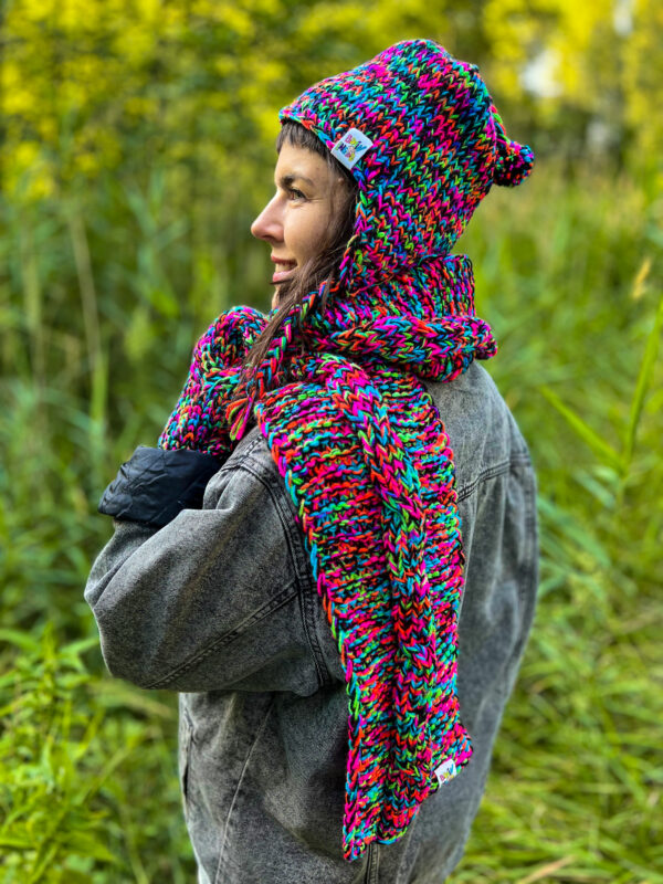 SZAL handmade "Czarne kolorki szalik"