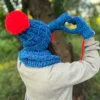 Czapka z wielkim pomponem EUFORIA ,,Niebieskości"