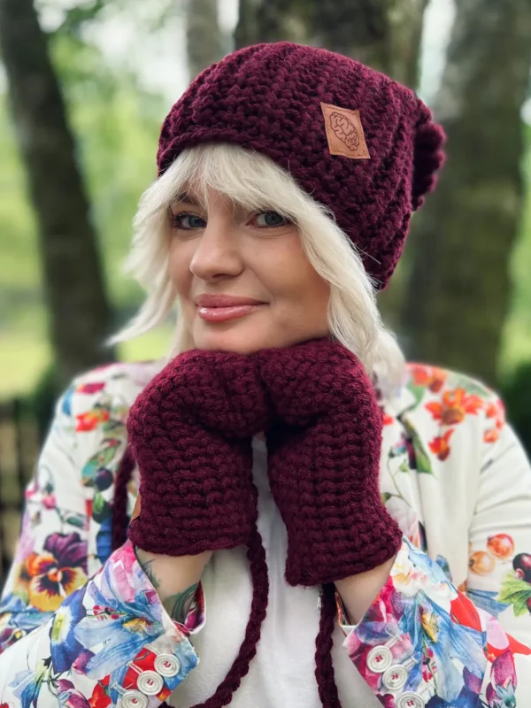 Rękawiczki handmade ze sznureczkiem ,,Bordo"