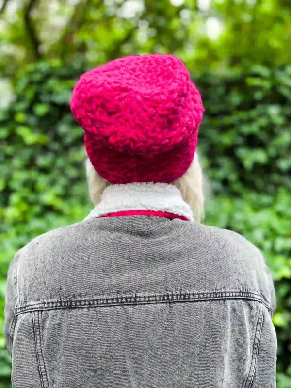 Czapka ręcznie robiona EXPLORER "Luks malina"
