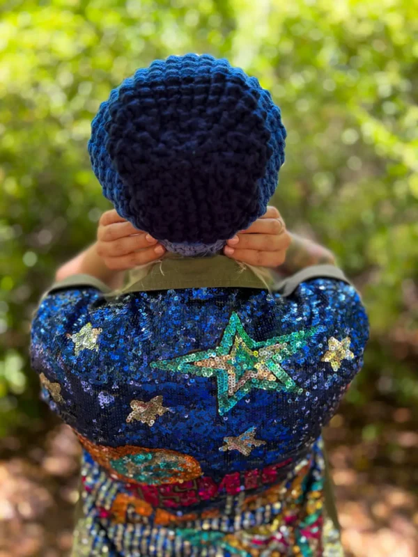 Czapka zimowa bez pompona NEVERLAND "Niebieskie paski"