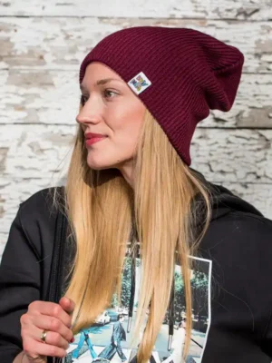 Czapka slouchy logo kolorowe "Bordo"