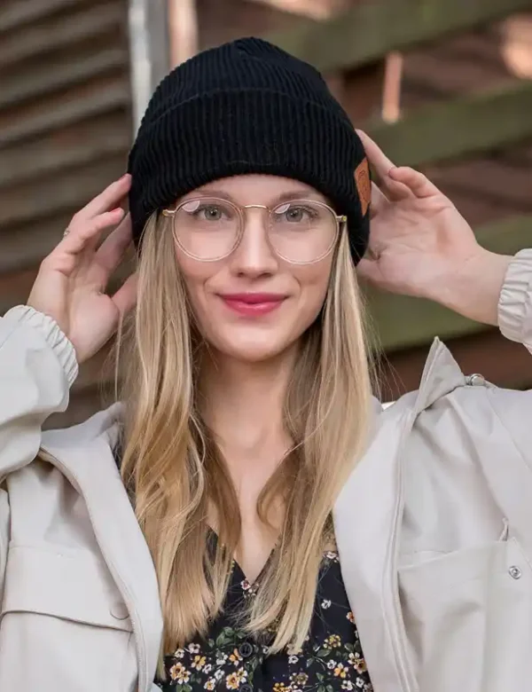 Czapka beanie logo ekoskórka "Czarny"