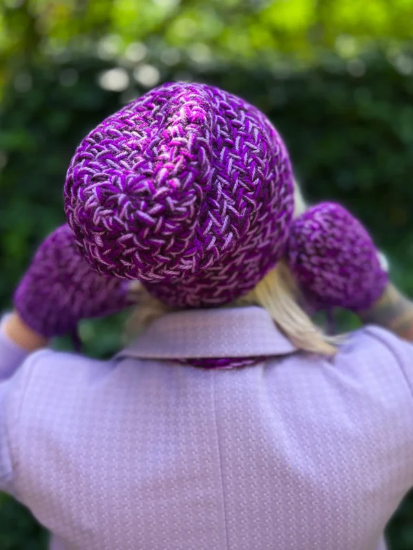 Czapka ręcznie robiona EXPLORER "Fiołki"