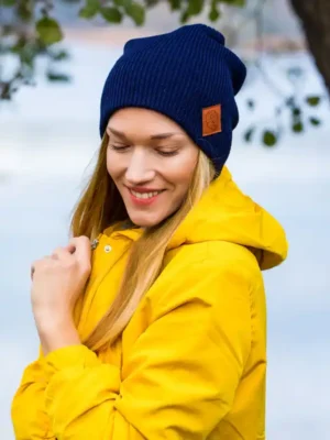 Czapka long logo ekoskórka "Granat"