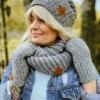 Luźna czapka zimowa NEVERLAND "Szary"