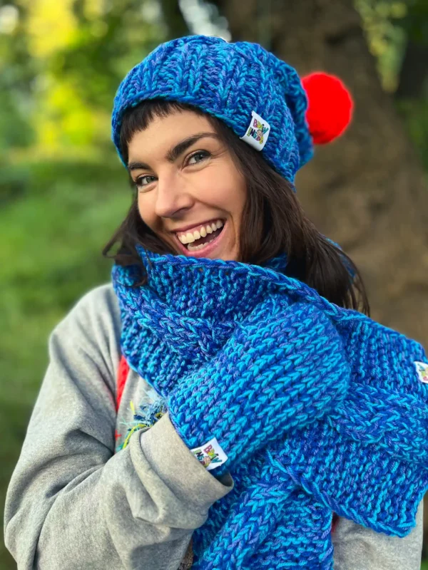 Kolorowa zimowa czapka ENDORFINA "Niebieskości"