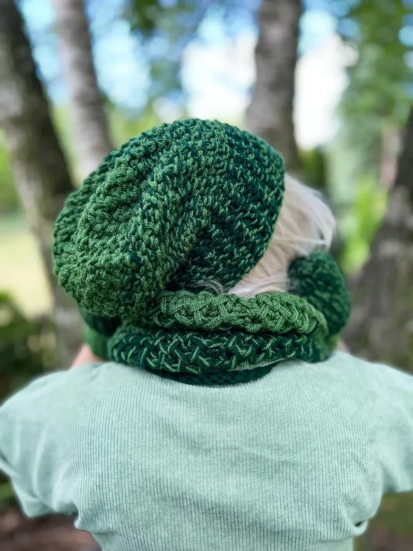 Czapka zimowa slouchy NEVERLAND "Soczysta zieleń"