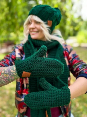 Rękawiczki handmade ze sznureczkiem ,,Ciemny zielony"