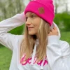 Czapka beanie logo ekoskórka "Neonowy różowy"
