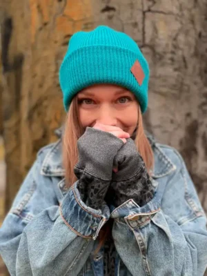Czapka beanie logo ekoskórka "Turkus"