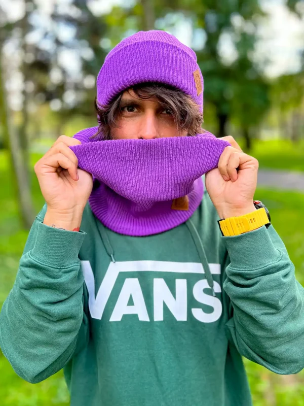Męska czapka beanie logo ekoskórka "Fiolet"