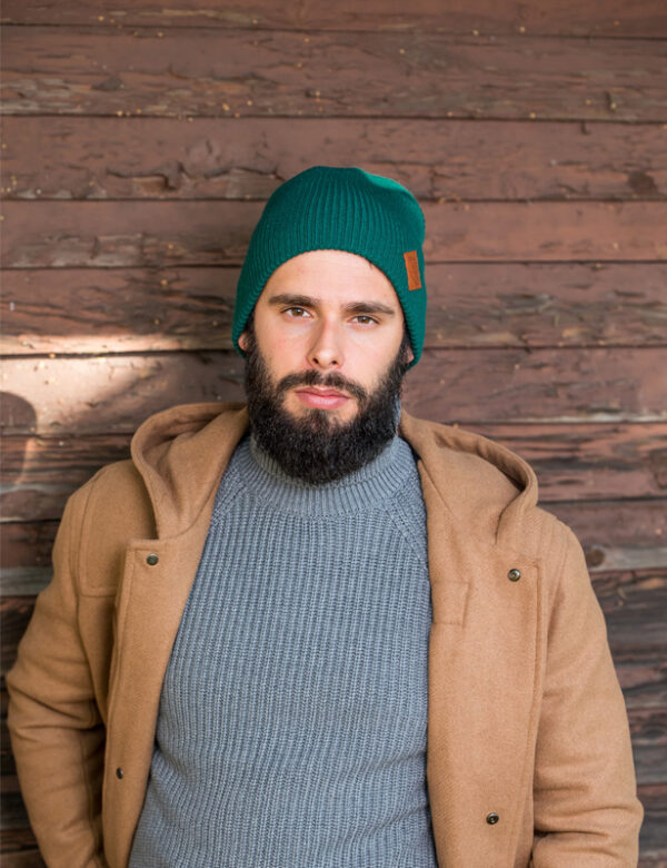 Męska czapka beanie logo ekoskórka "Zielony"