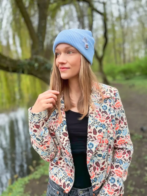 Czapka beanie logo kolorowe "Jasny niebieski"