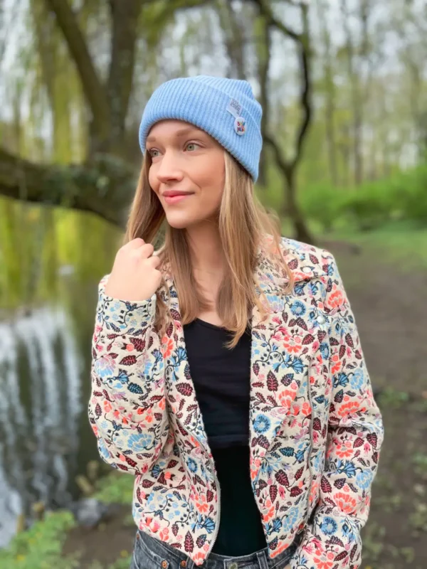 Czapka beanie logo kolorowe "Jasny niebieski"