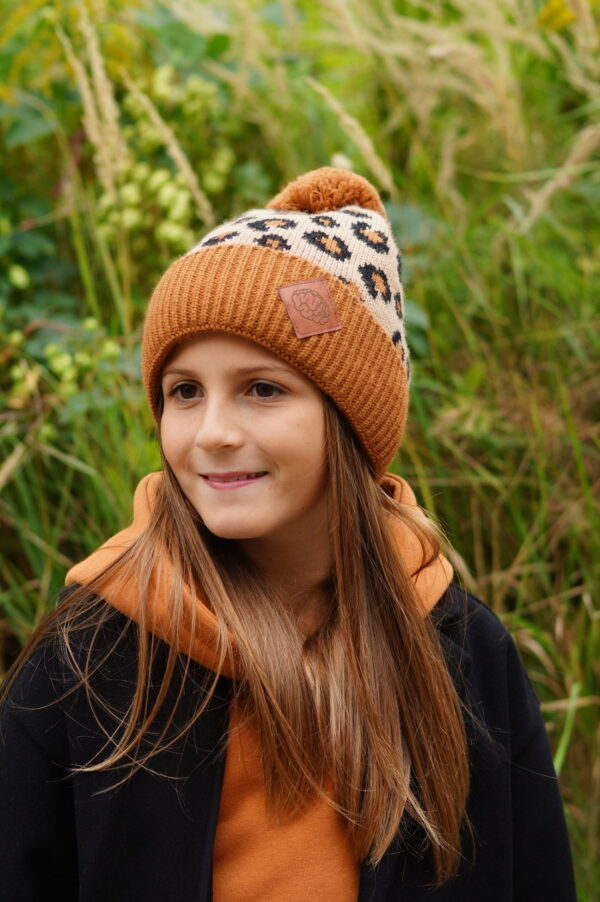 Czapka dla dziecka w panterkę "Naturalne kolory"