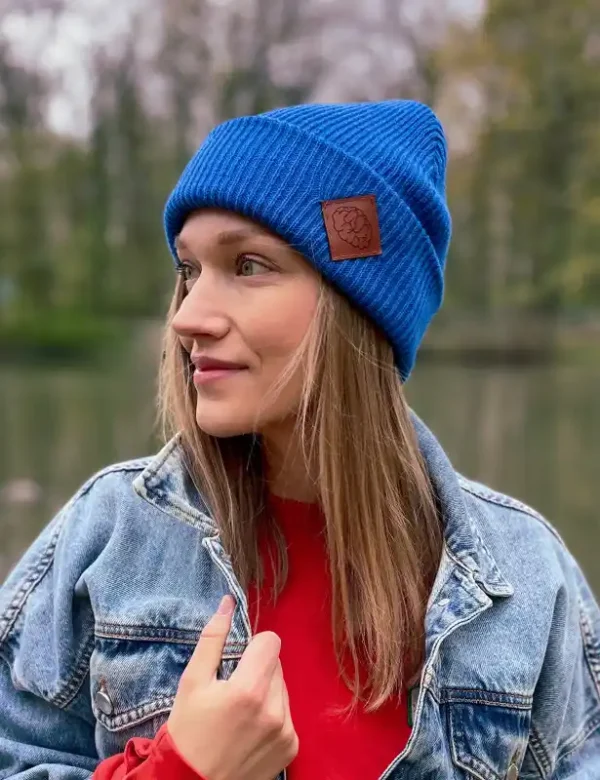 Czapka beanie logo ekoskórka "Niebieski"