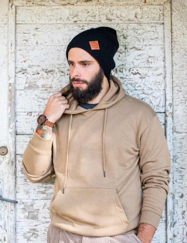 Męska czapka beanie logo ekoskórka "Czarny"