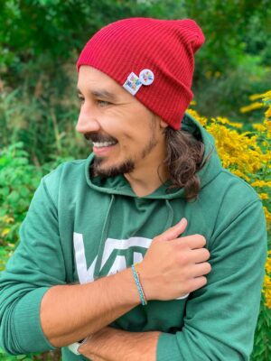Męska czapka slouchy logo kolorowe "Czerwony"