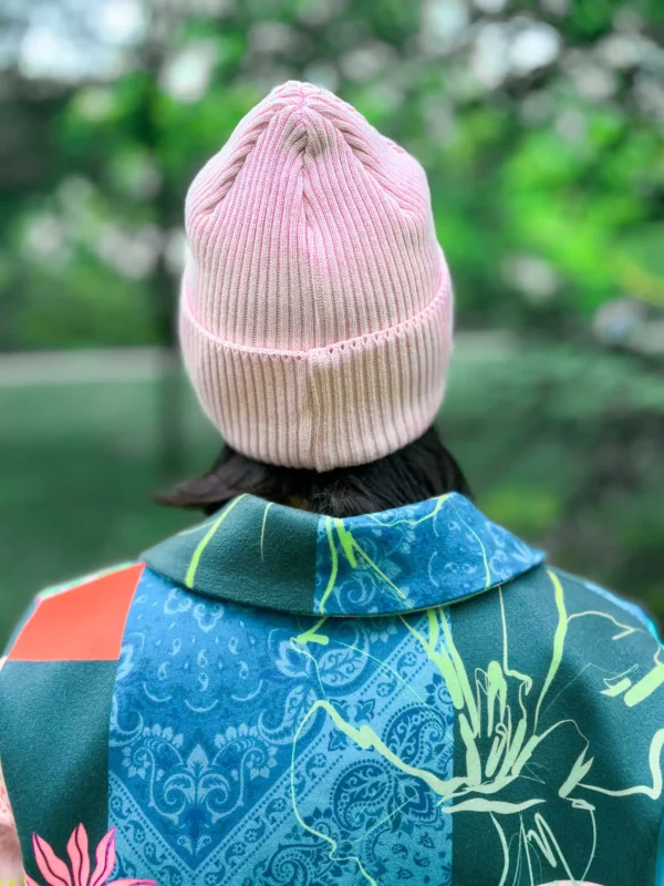 Czapka beanie z bawełny logo kolorowe "Jasny różowy"