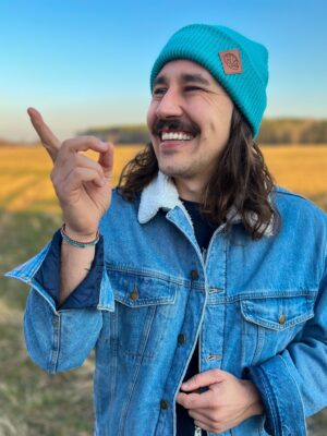 Męska czapka beanie logo ekoskórka "Turkus"