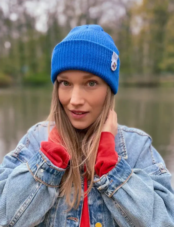 Czapka slouchy logo kolorowe "Niebieski"