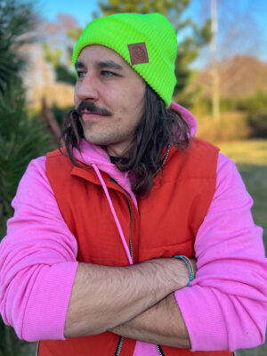 Męska czapka beanie logo ekoskórka "Neonowy żółty" Męska czapka beanie logo ekoskórka "Neonowy żółty"