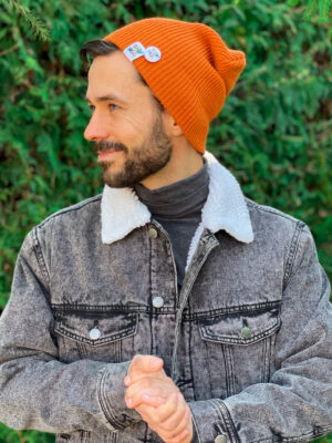 Czapka slouchy logo kolorowe "Miedziana"