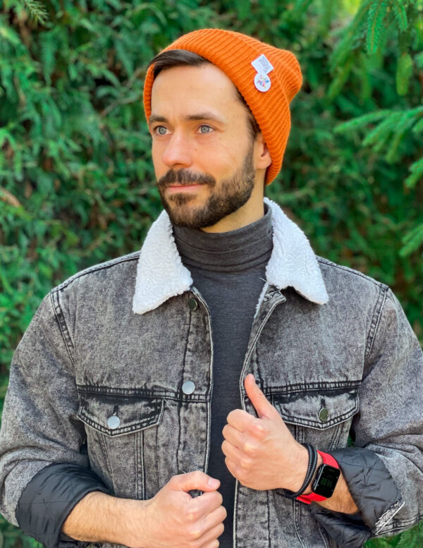 Czapka slouchy logo kolorowe "Miedziana"