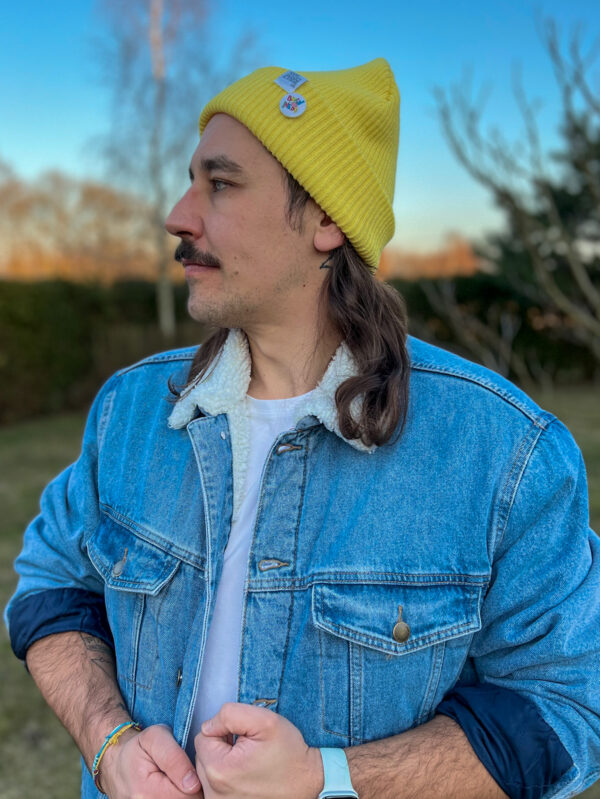 Czapka wywijana logo kolorowe "Żółty"