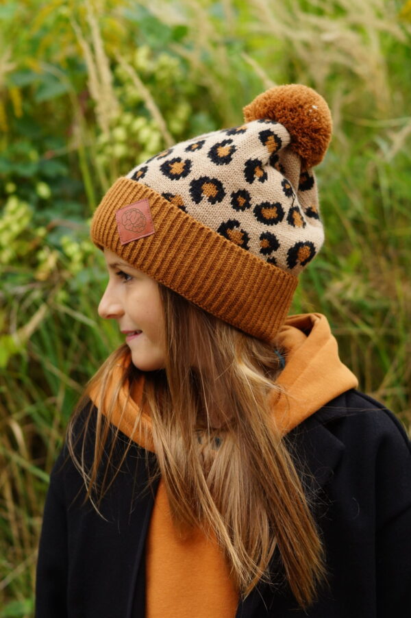Czapka dla dziecka w panterkę "Naturalne kolory"