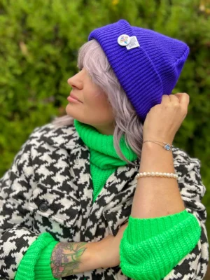 Czapka beanie logo kolorowe "Neonowy fiolet"