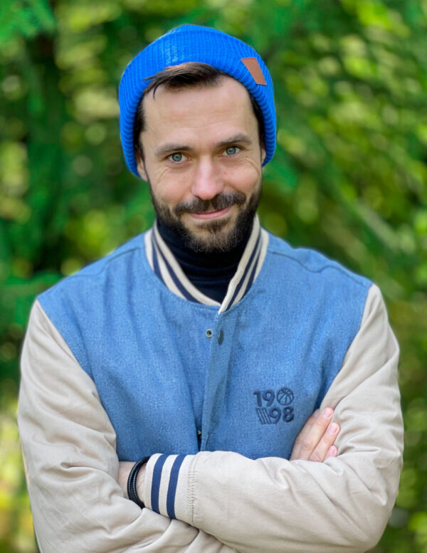Męska czapka beanie logo ekoskórka "Niebieski"