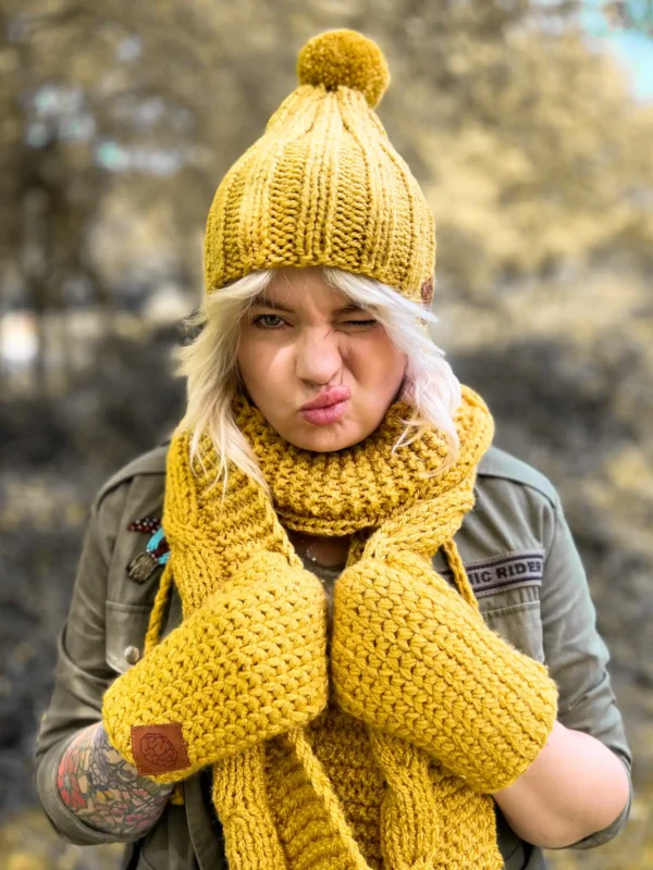 SZAL handmade "Miodowa musztarda szalik"