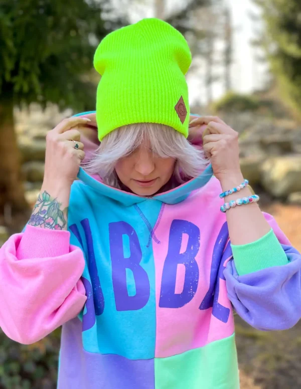 Czapka long logo ekoskórka "Neonowy żółty"