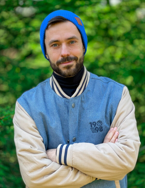 Męska czapka beanie logo ekoskórka "Niebieski"