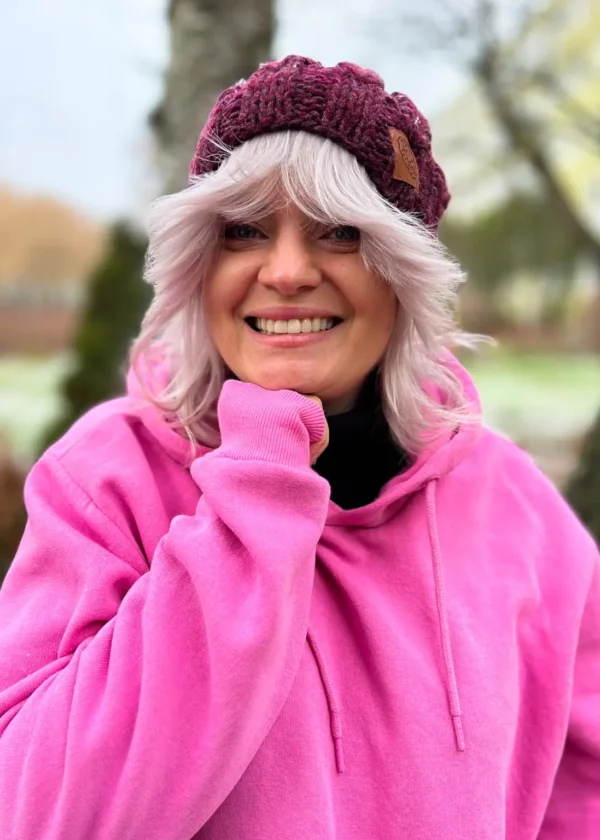 Czapka na zimę SMILE ,,Perłowy bordo"