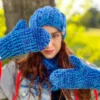 Rękawiczki handmade ze sznureczkiem ,,Niebieskości"