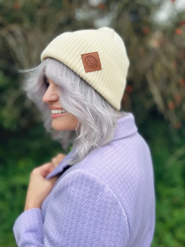 Bawełniana czapka beanie logo ekoskórka "Ecru"