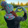 Czapka z dużym pomponem EUFORIA ,,Paradise"
