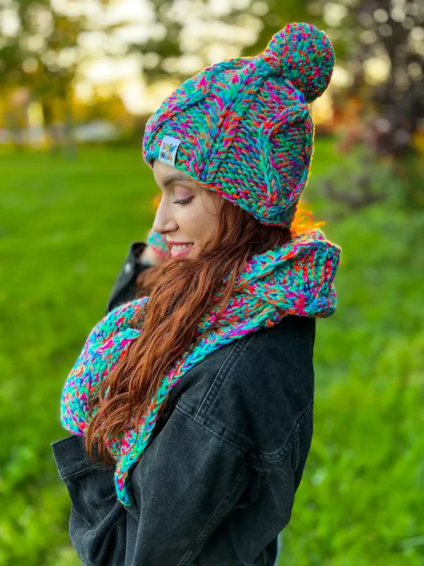 Rękawiczki handmade ze sznureczkiem ,,Paradise"