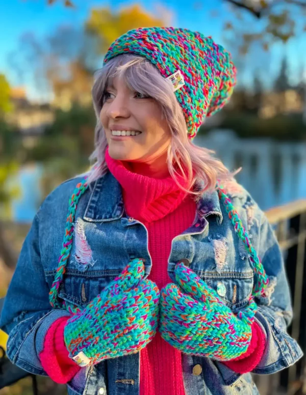 Rękawiczki handmade ze sznureczkiem ,,Paradise"